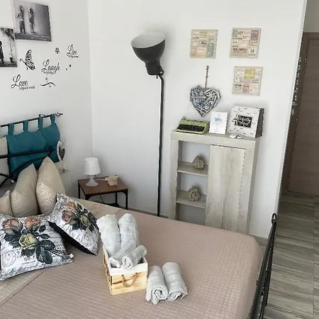 Bed & Breakfast Therese 13