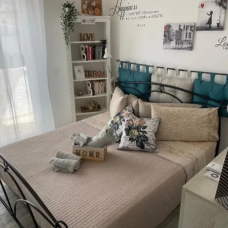 ベッド・アンド・ブレックファスト Therese 13 4*